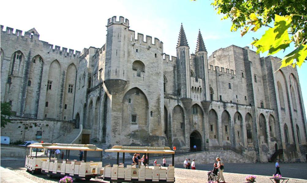 Hotel Du Parc, Avignon Est, The Originals City, Entraigues-sur-la-Sorgue Bagian luar foto