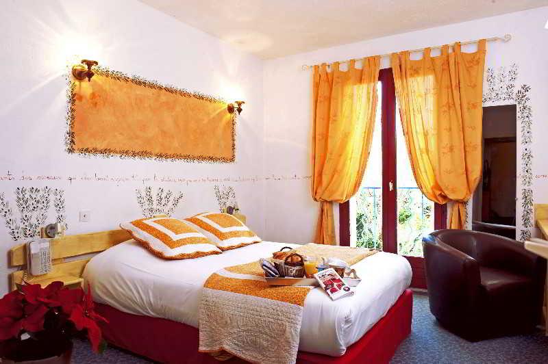 Hotel Du Parc, Avignon Est, The Originals City, Entraigues-sur-la-Sorgue Bagian luar foto
